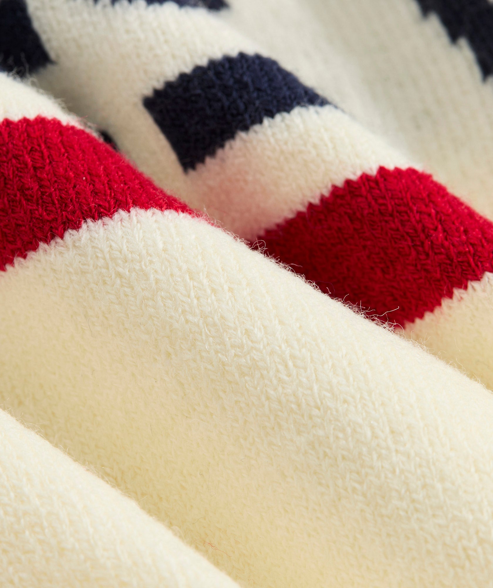 Vineyard Vines Logo Pom Beanie - Marshmallow