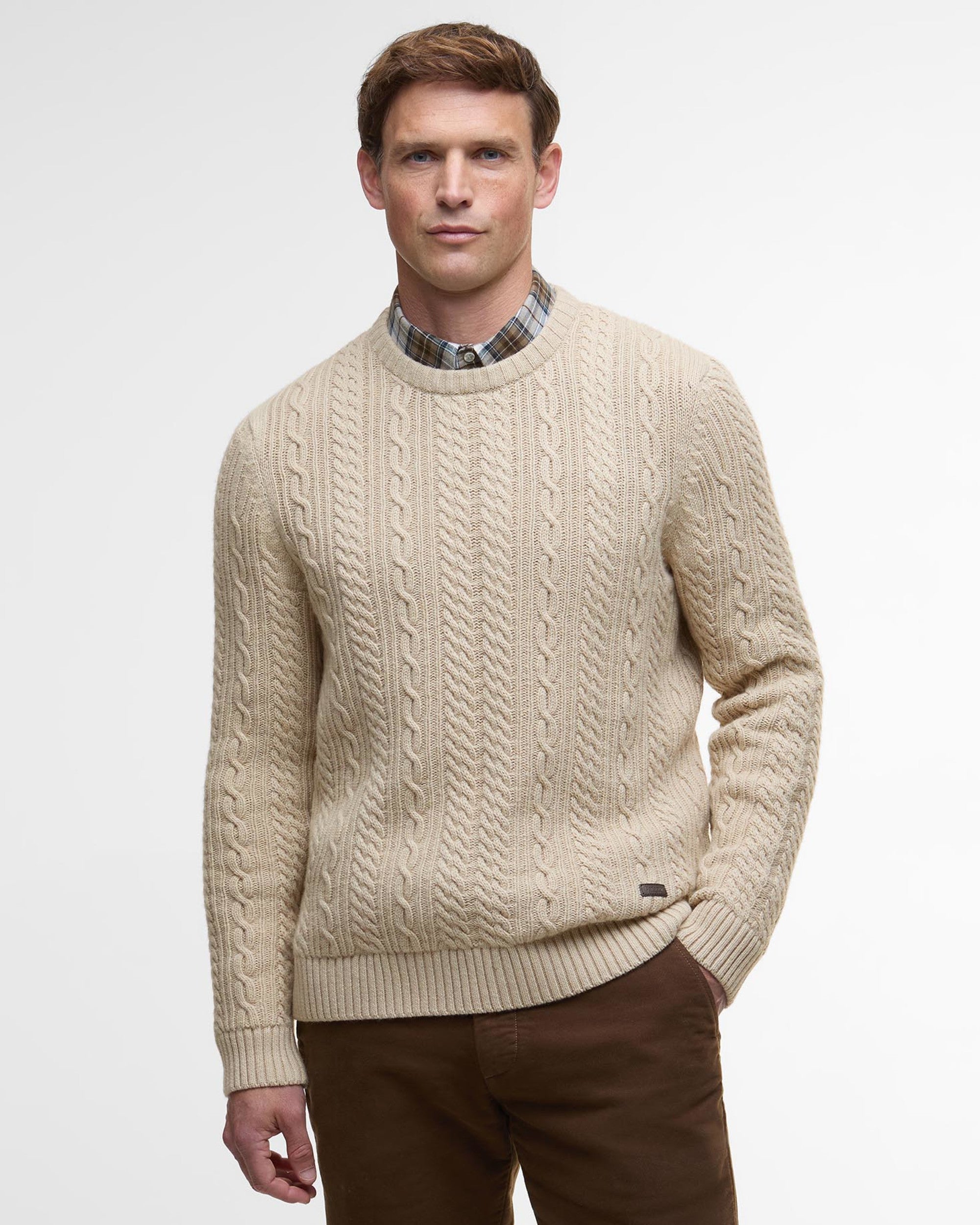 Barbour Lowfen Cable Crew - Stone
