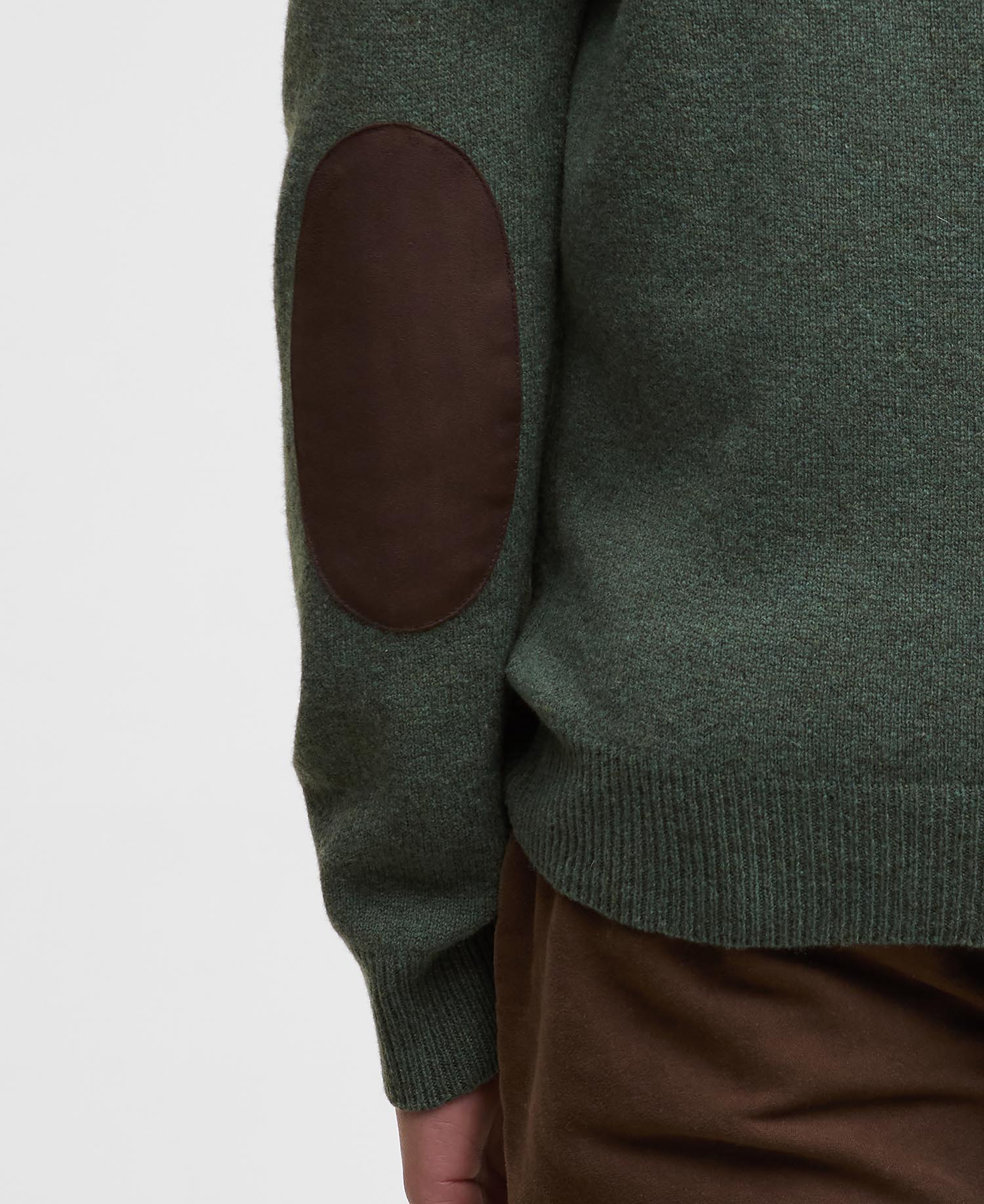 Barbour Essential Patch Crew - Olive