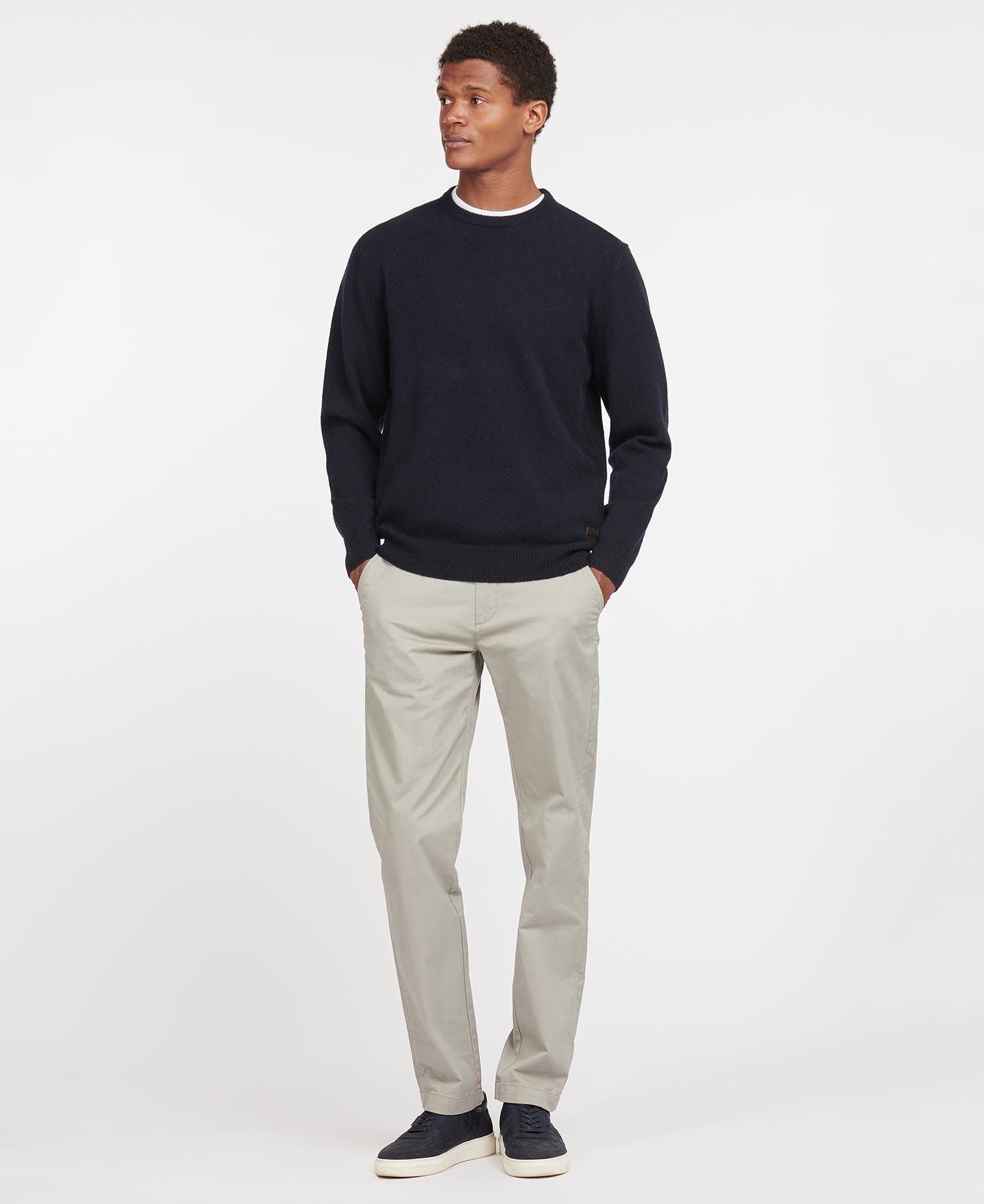 Barbour Essential Patch Crew - Navy