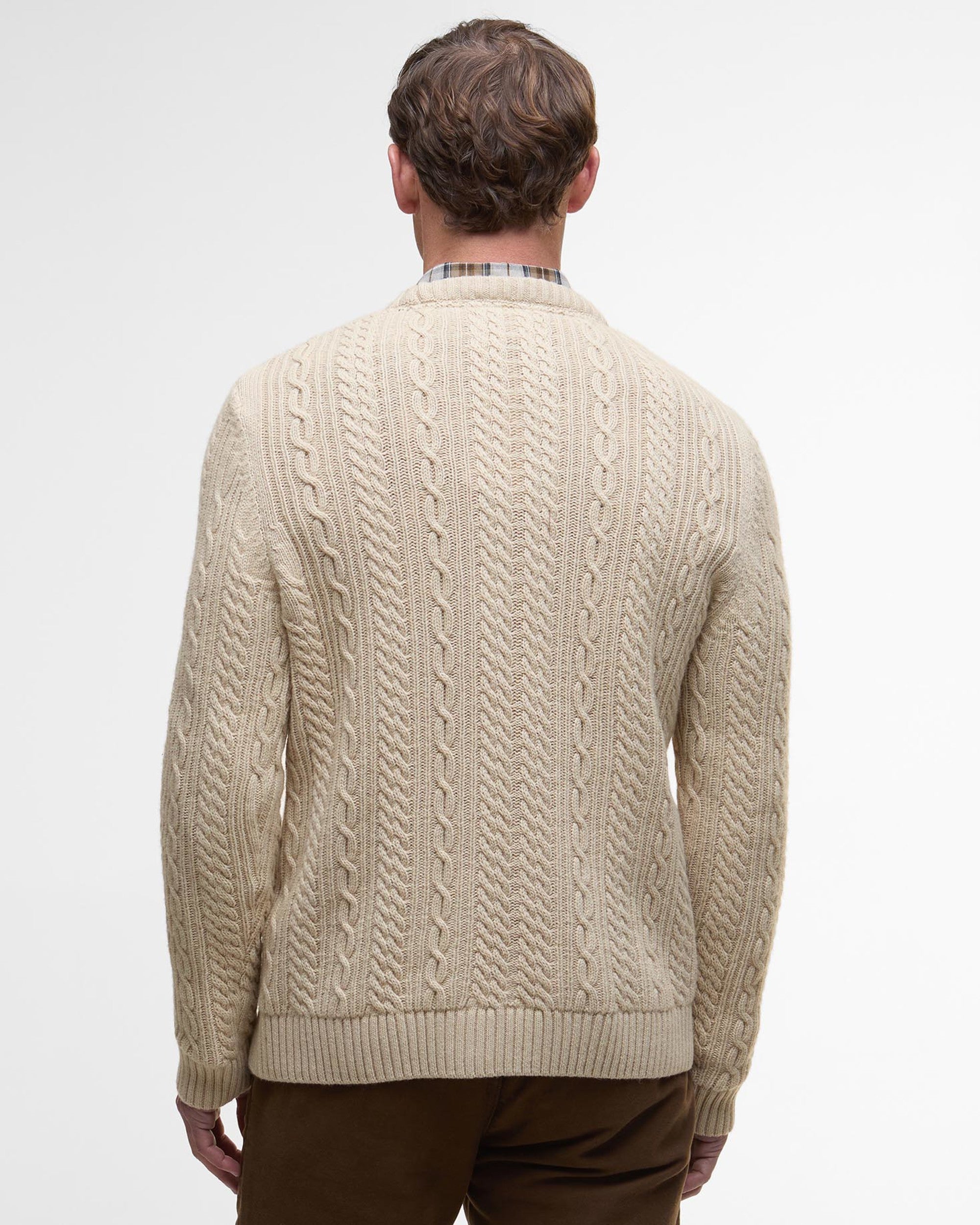 Barbour Lowfen Cable Crew - Stone