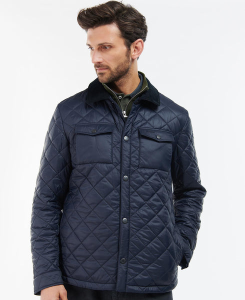MQU1568NY71_AW22_front_model_g