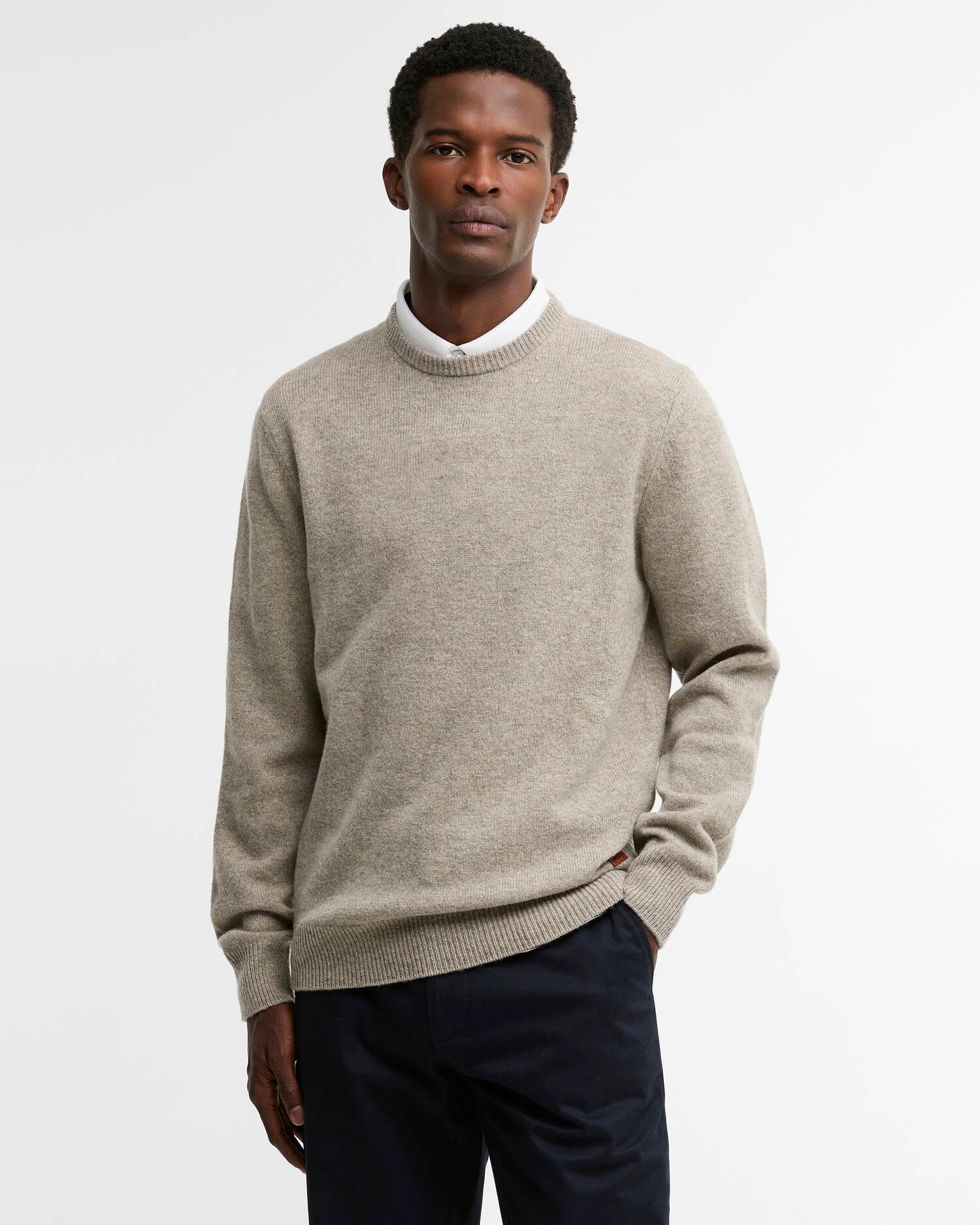 Barbour Essential Patch Crew - Stone